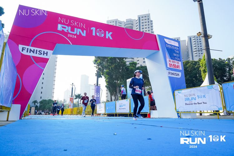 Race photo from Nu Skin Run 10K