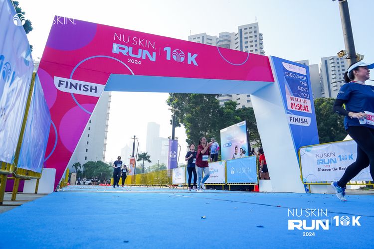 Race photo from Nu Skin Run 10K
