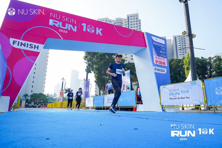 Race photo from Nu Skin Run 10K
