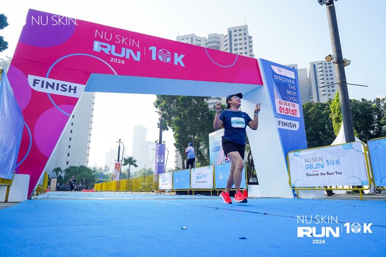 Race photo from Nu Skin Run 10K