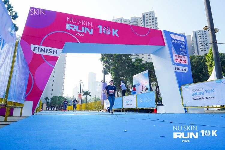 Race photo from Nu Skin Run 10K