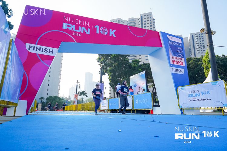 Race photo from Nu Skin Run 10K