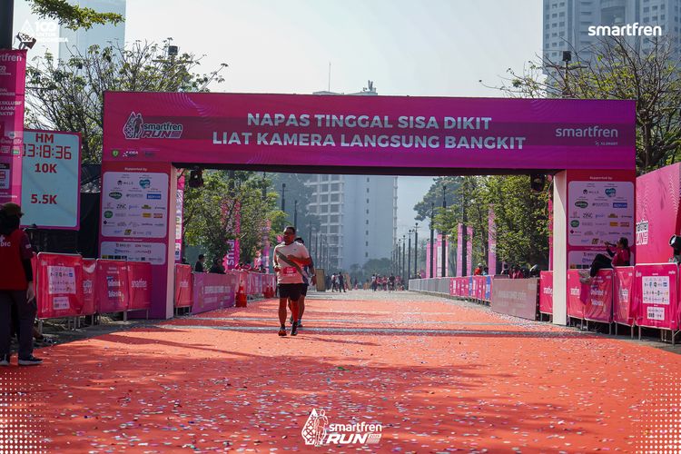 Race photo from Smartfren Run 2025 