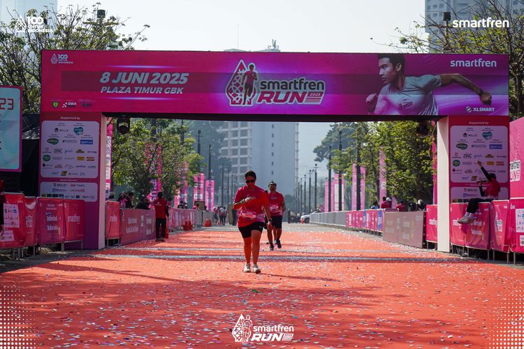 Race photo from Smartfren Run 2025 