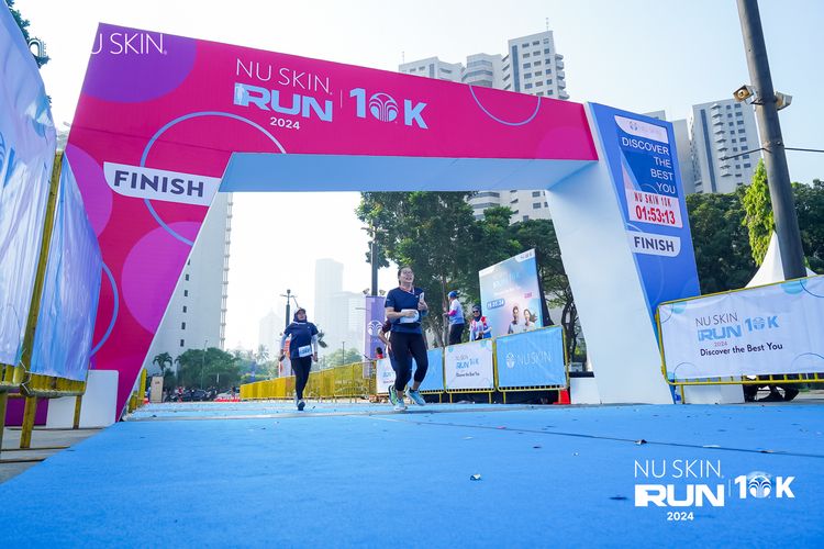Race photo from Nu Skin Run 10K