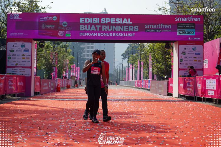 Race photo from Smartfren Run 2025 