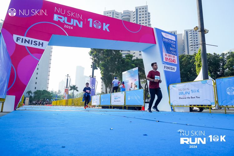 Race photo from Nu Skin Run 10K