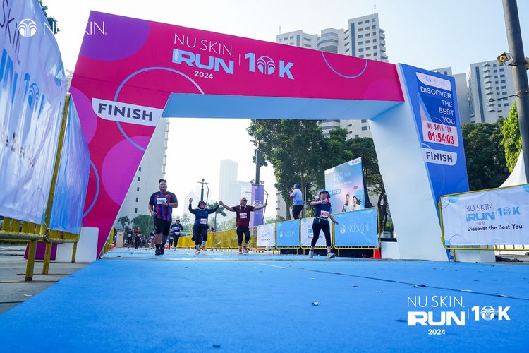 Race photo from Nu Skin Run 10K