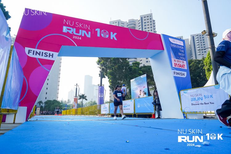 Race photo from Nu Skin Run 10K