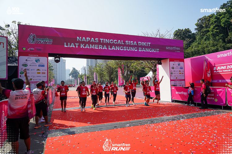 Race photo from Smartfren Run 2025 