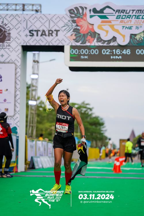 Race photo from Arutmin Borneo Run 2024