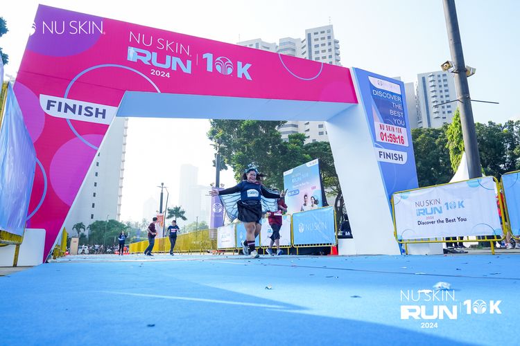 Race photo from Nu Skin Run 10K