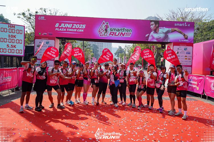 Race photo from Smartfren Run 2025 