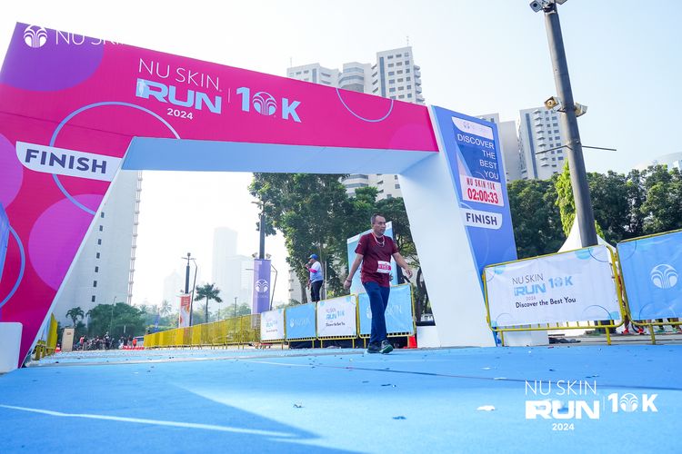 Race photo from Nu Skin Run 10K