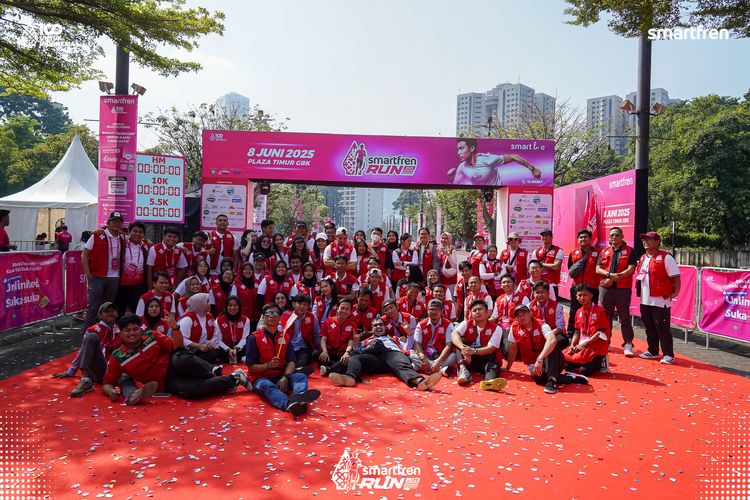 Race photo from Smartfren Run 2025 
