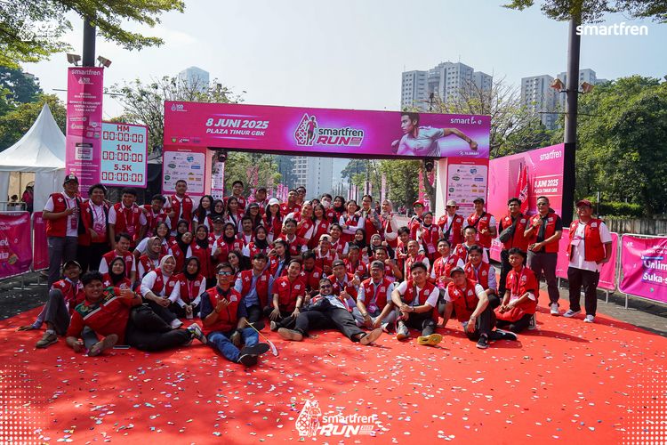 Race photo from Smartfren Run 2025 