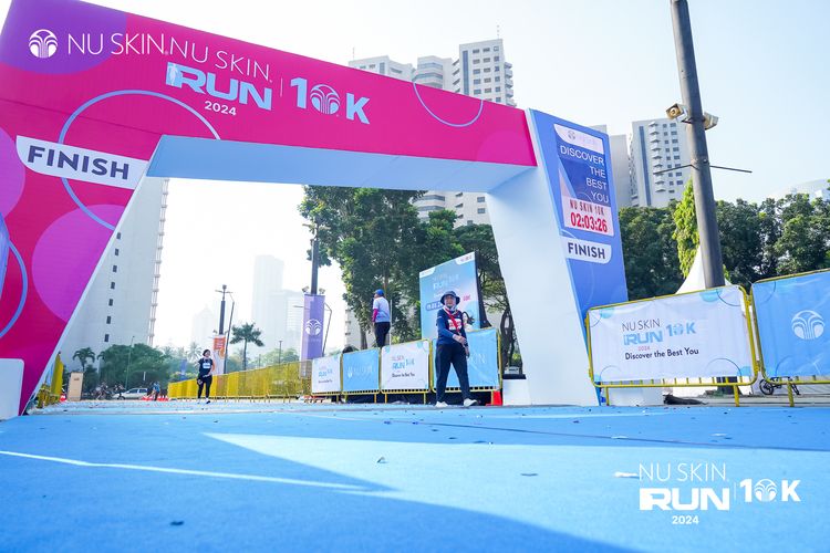 Race photo from Nu Skin Run 10K