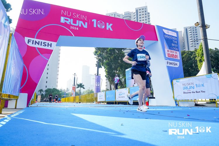 Race photo from Nu Skin Run 10K