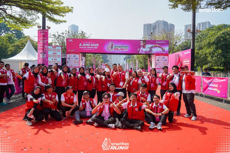 Race photo from Smartfren Run 2025 