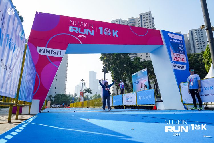 Race photo from Nu Skin Run 10K
