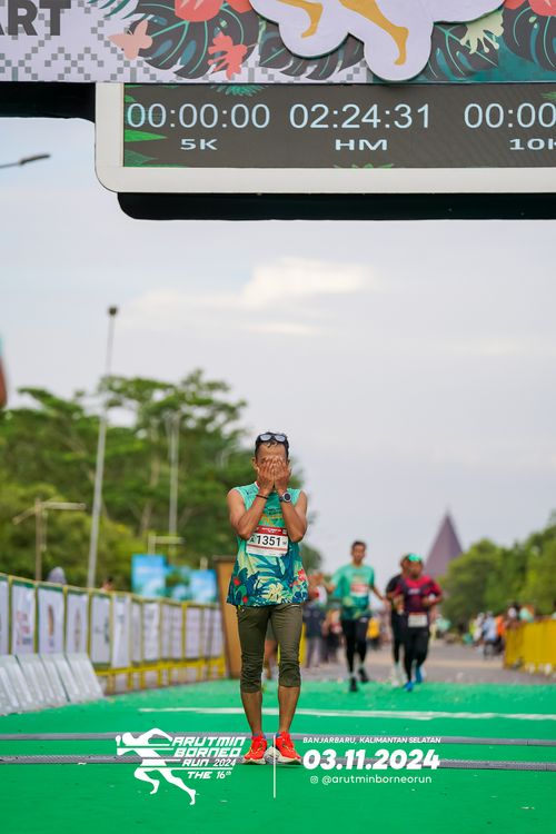Race photo from Arutmin Borneo Run 2024
