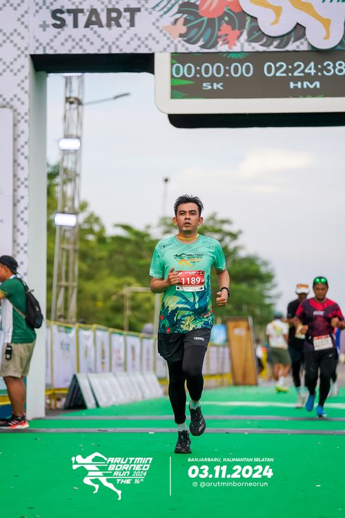 Race photo from Arutmin Borneo Run 2024