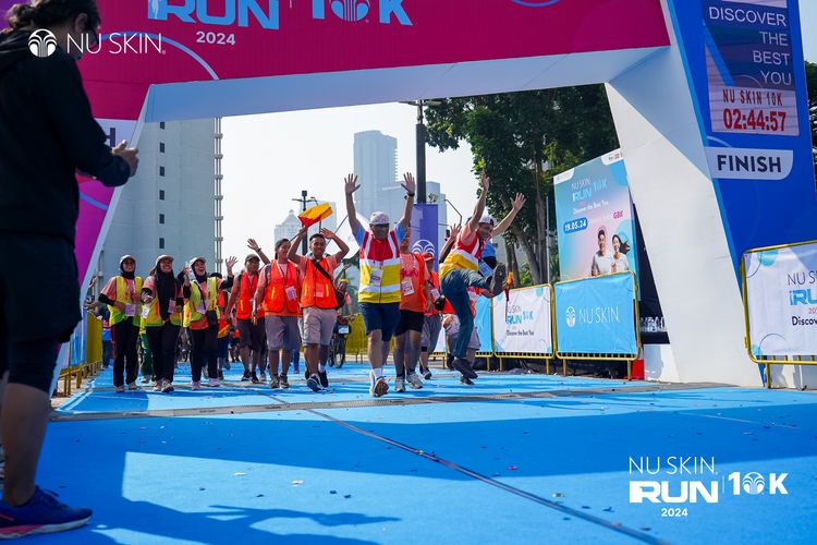 Race photo from Nu Skin Run 10K