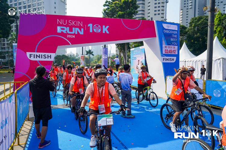 Race photo from Nu Skin Run 10K