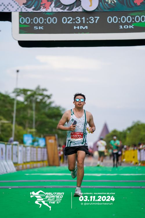 Race photo from Arutmin Borneo Run 2024