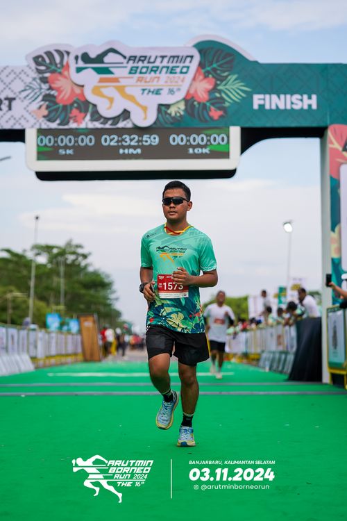 Race photo from Arutmin Borneo Run 2024