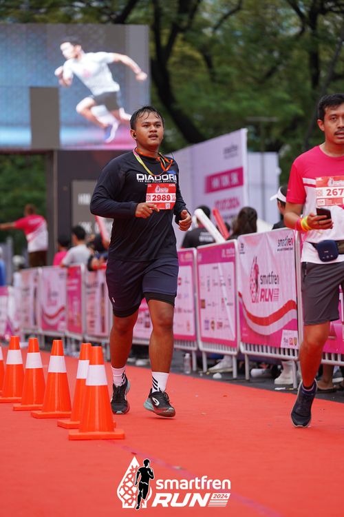 Race photo from Smartfren Run 2024