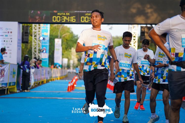 Race photo from Taman Budaya x BOGORUN 2025
