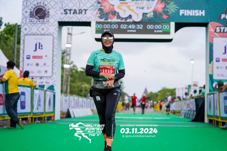 Race photo from Arutmin Borneo Run 2024