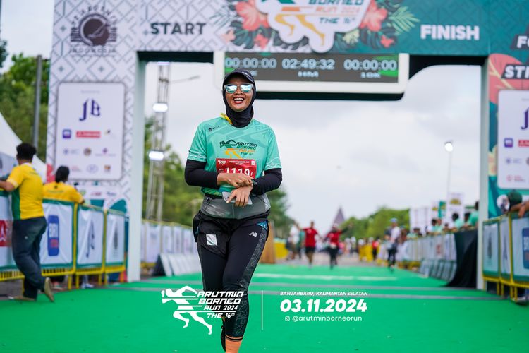 Race photo from Arutmin Borneo Run 2024