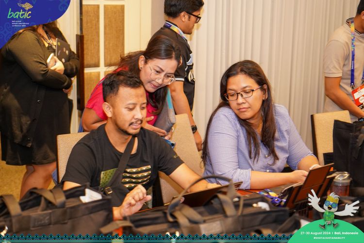 Race photo from Telin Batic 2024 Photo Search