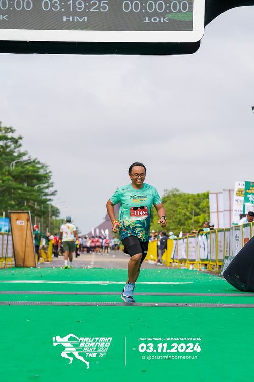 Race photo from Arutmin Borneo Run 2024