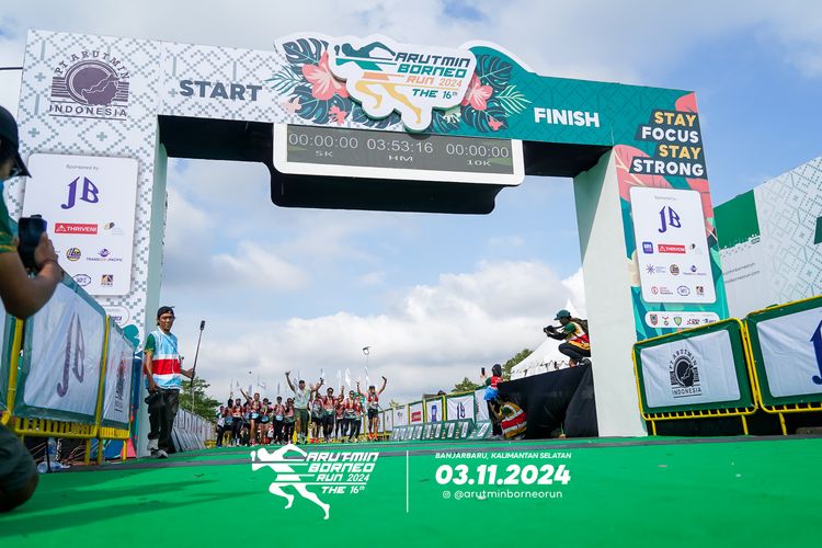 Race photo from Arutmin Borneo Run 2024
