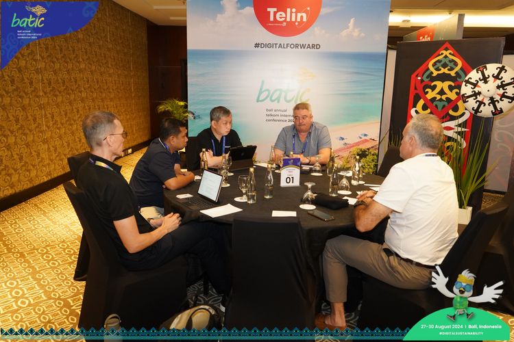 Race photo from Telin Batic 2024 Photo Search