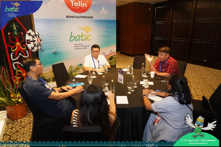 Race photo from Telin Batic 2024 Photo Search