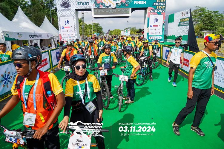 Race photo from Arutmin Borneo Run 2024