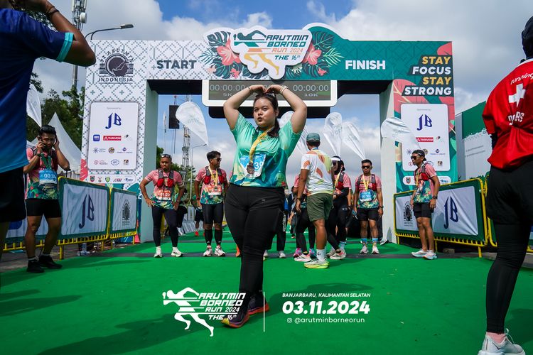 Race photo from Arutmin Borneo Run 2024