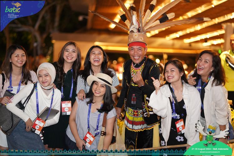 Race photo from Telin Batic 2024 Photo Search