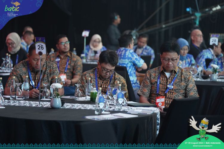 Race photo from Telin Batic 2024 Photo Search