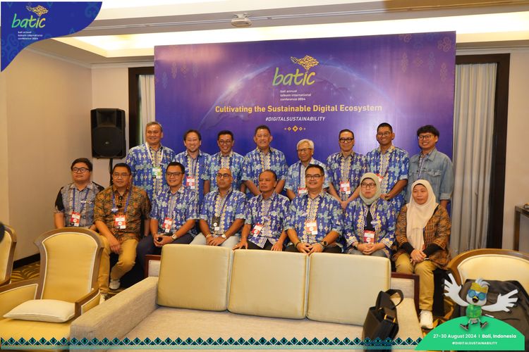 Race photo from Telin Batic 2024 Photo Search