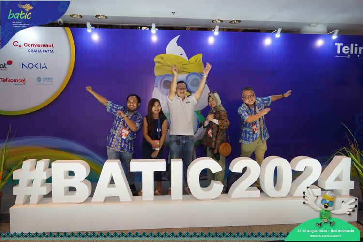 Race photo from Telin Batic 2024 Photo Search
