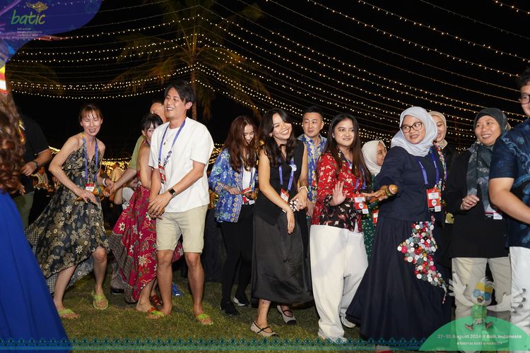 Race photo from Telin Batic 2024 Photo Search