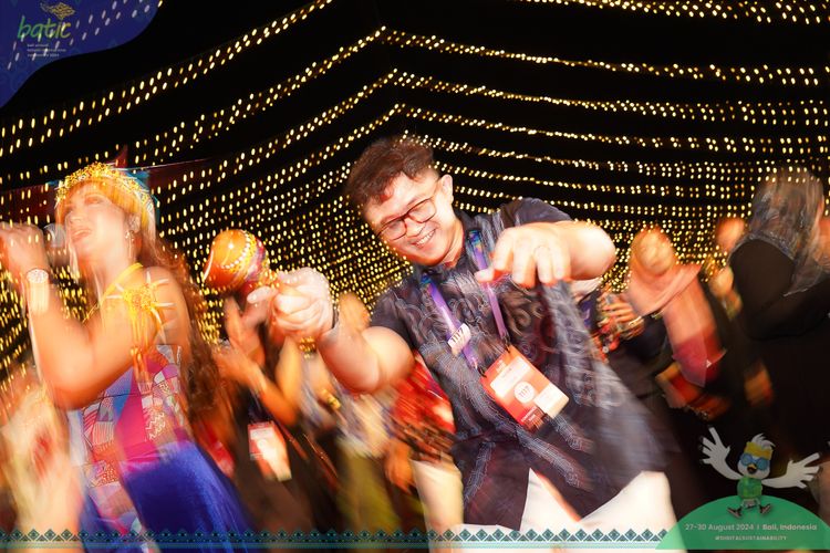 Race photo from Telin Batic 2024 Photo Search