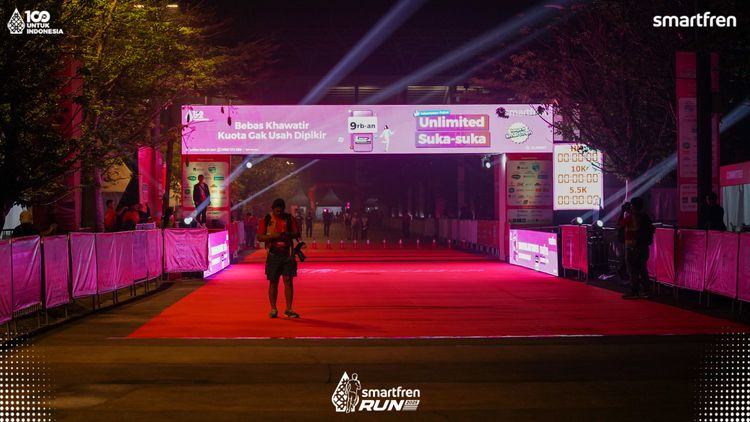 Race photo from Smartfren Run 2025 