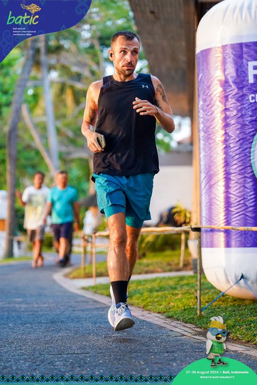 Race photo from Telin Batic 2024 Photo Search