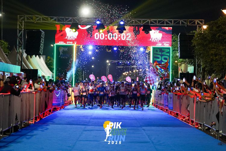 Race photo from PIK NITE RUN 2025